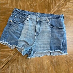 Ariat boyfriend high rise jean Shorts
